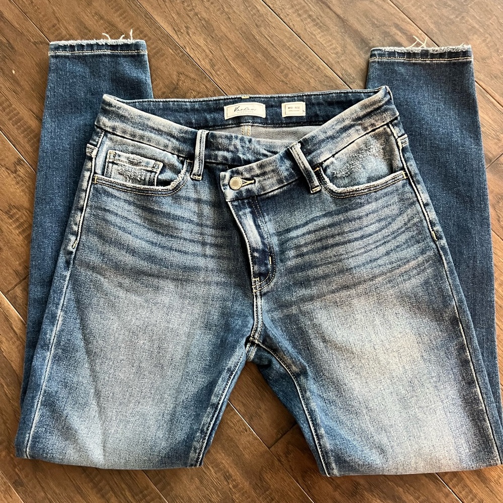 KanCan Women’s Mid Rise Ankle Skinny Stretch Jeans size 28